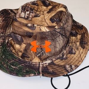 UNDER ARMOUR BUCKET HAT OSFA RARE LIMITED EDITION